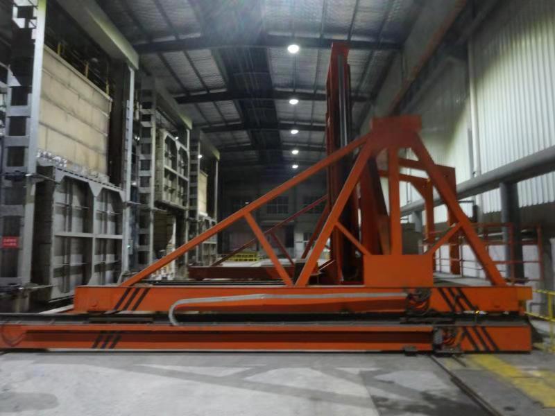 室式蓄熱高錳鋼淬火爐配取料機