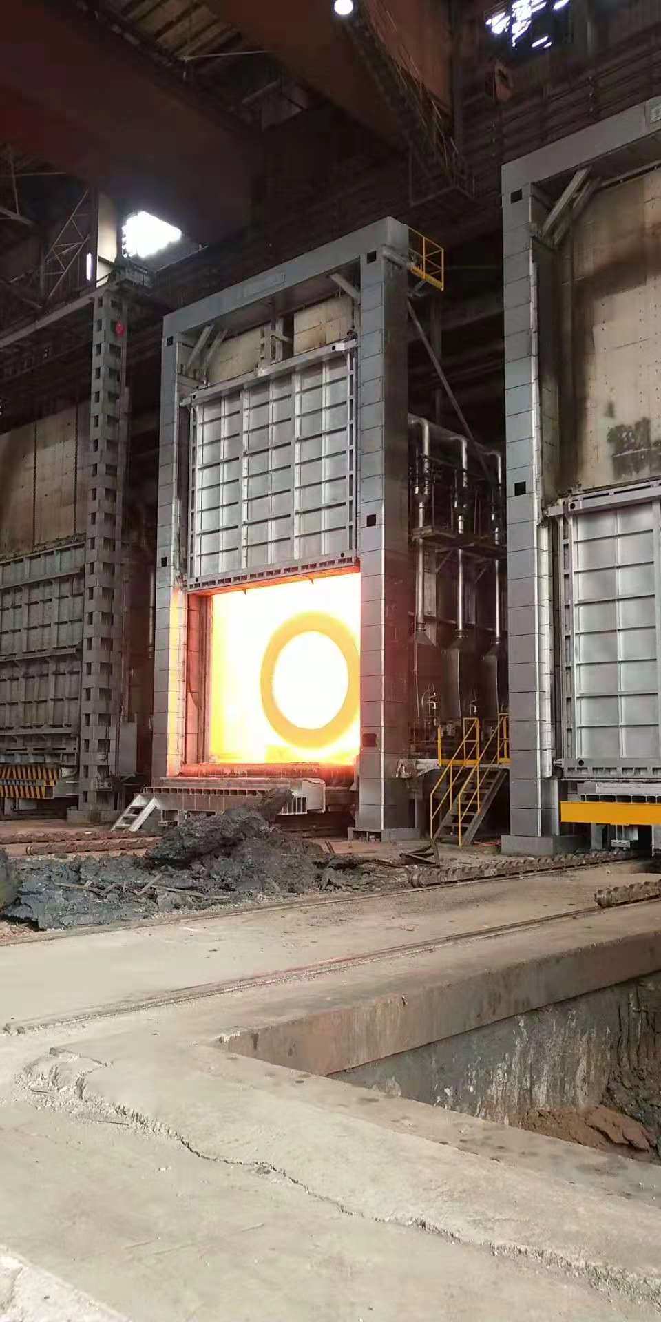 臺(tái)車(chē)式加熱爐